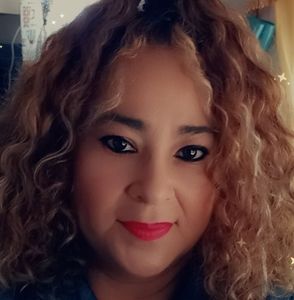 Meet your Posher, Karla